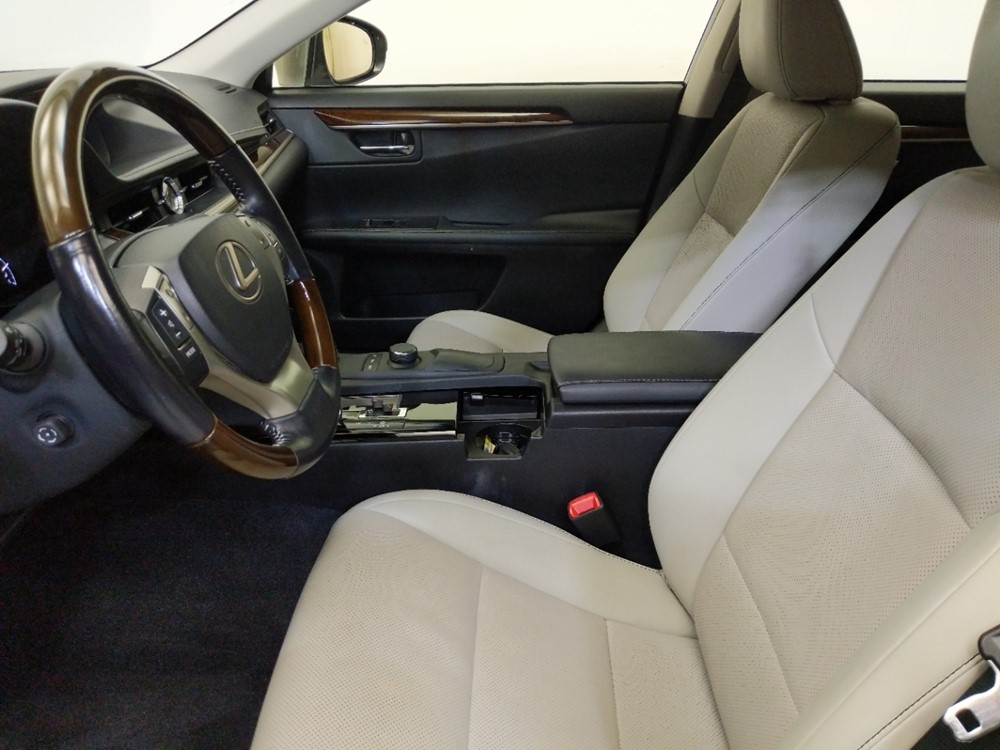 2015 Lexus ES 350 - Driver Front Seat