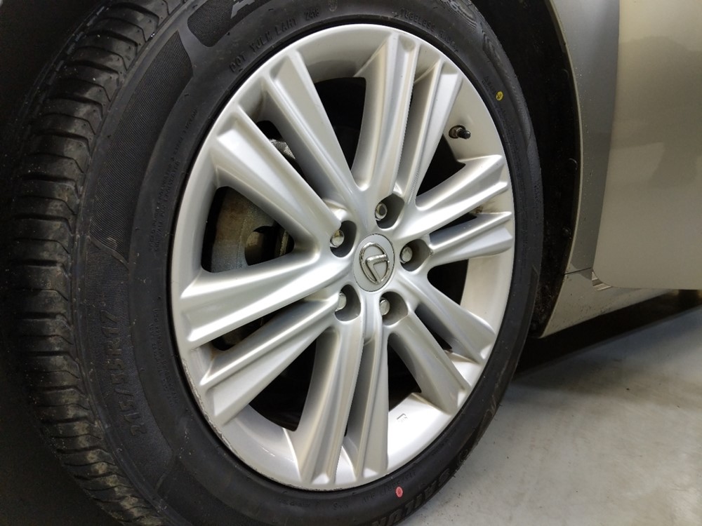 2015 Lexus ES 350 - Wheel