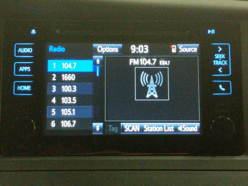 2015 Toyota Sienna - Stereo Package