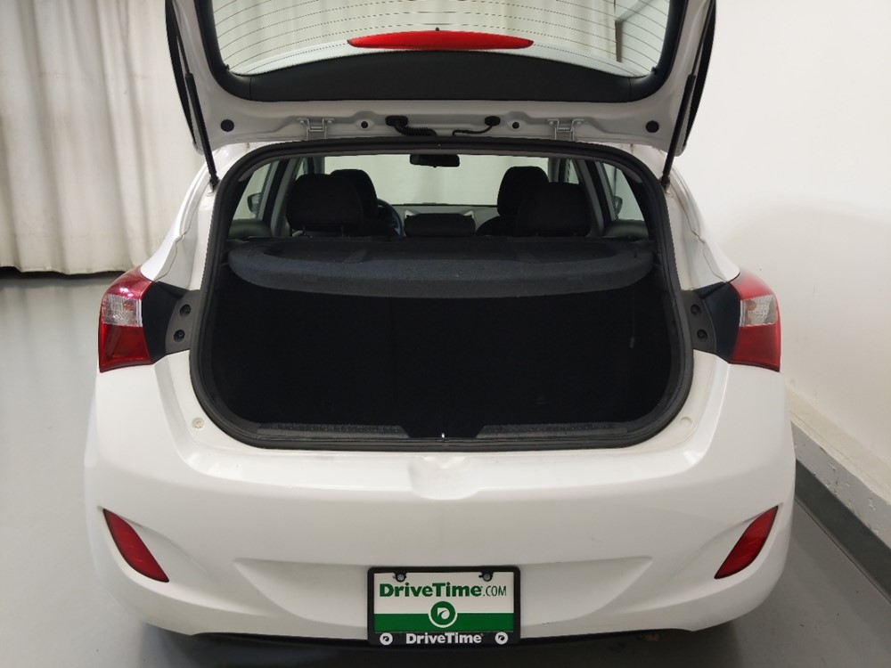 2017 Hyundai Elantra - Trunk