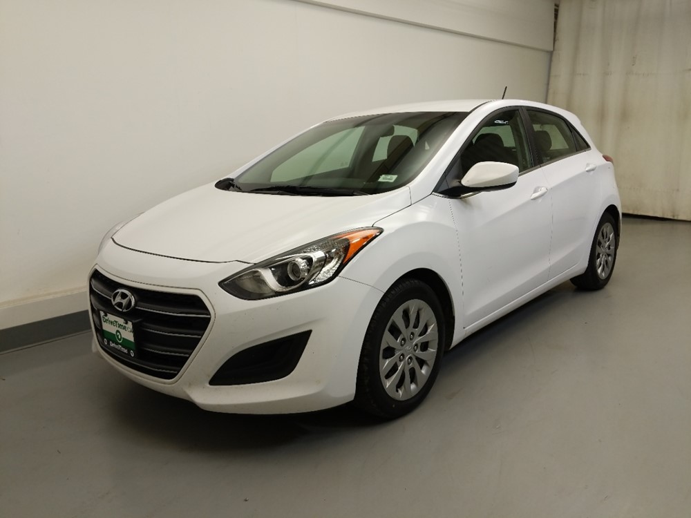 2017 Hyundai Elantra - Driver Front Bumper