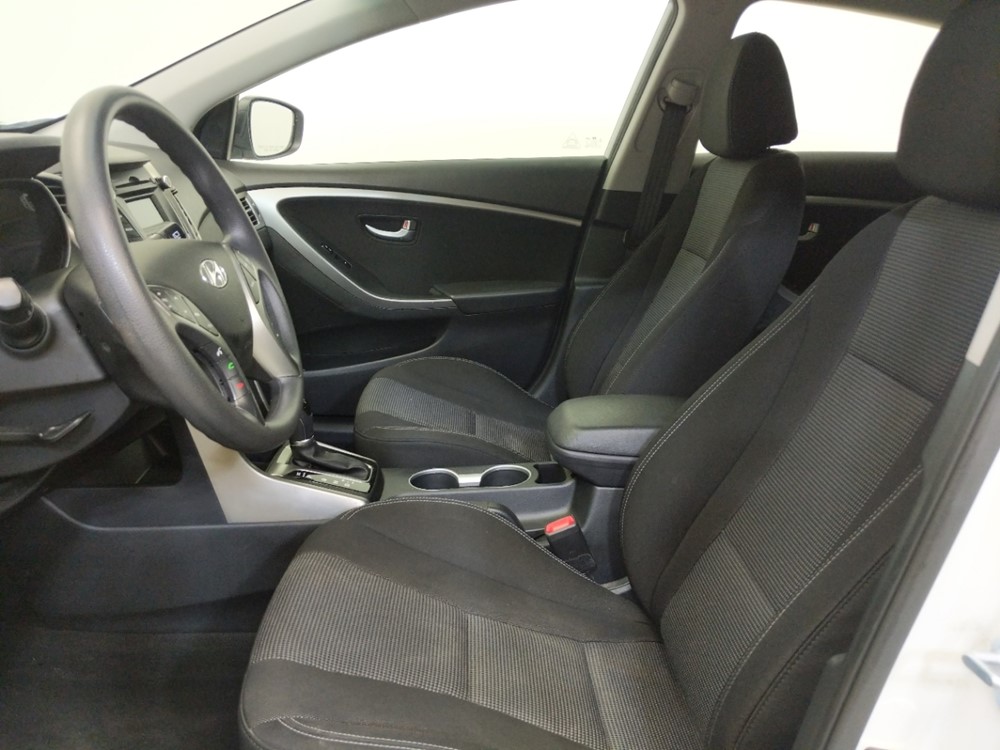 2017 Hyundai Elantra - Driver Front Seat