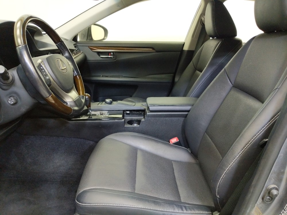 2015 Lexus ES 350 - Driver Front Seat