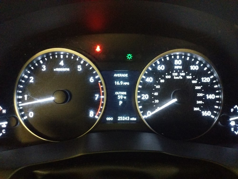2015 Lexus ES 350 - Odometer Close Up