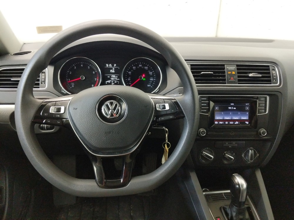 2017 Volkswagen Jetta - Driver Dash