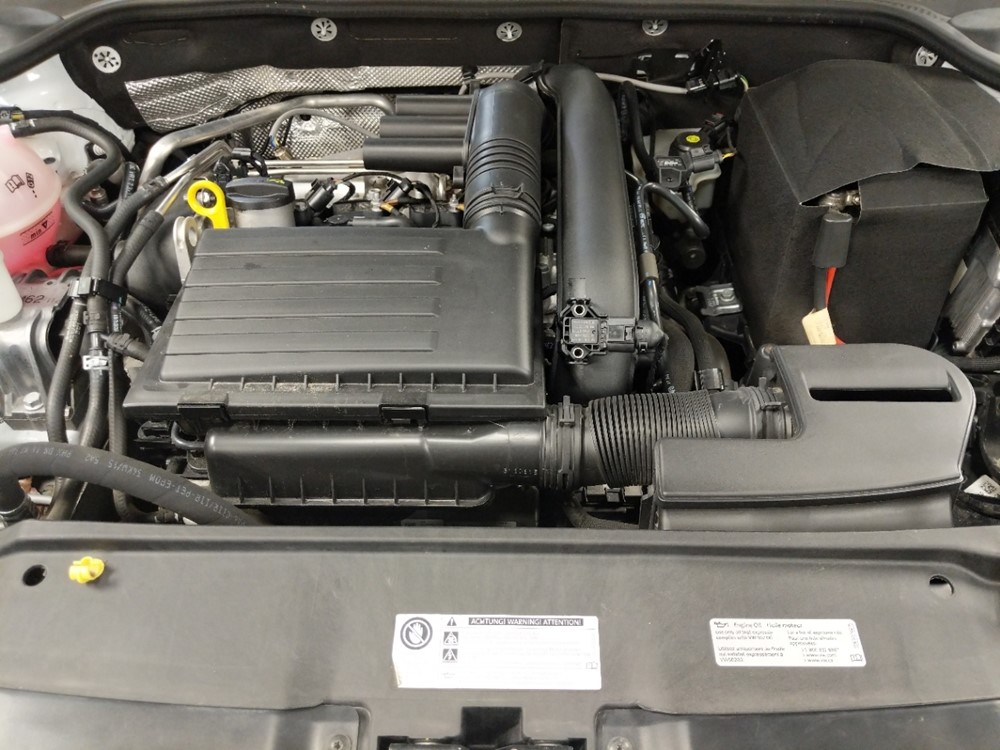 2017 Volkswagen Jetta - Engine