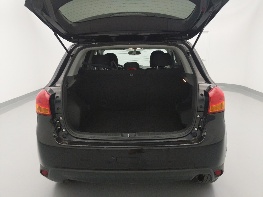 2015 Mitsubishi Outlander - Trunk