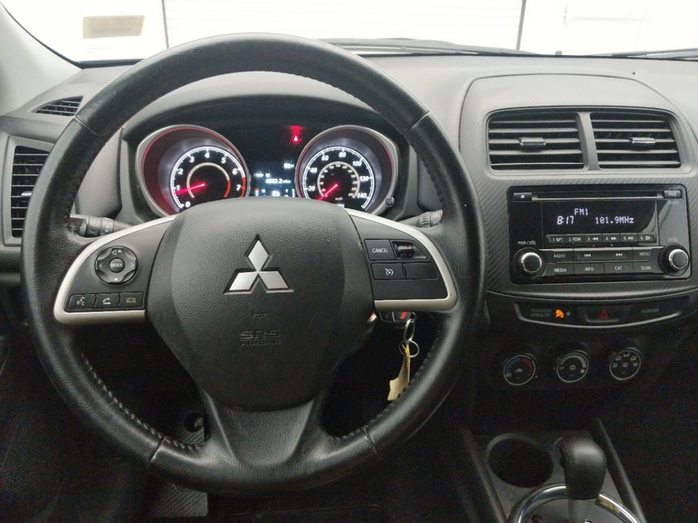 2015 Mitsubishi Outlander - Driver Dash