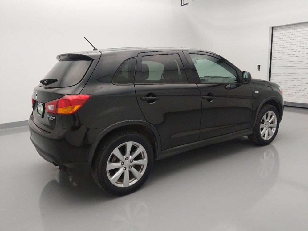 2015 Mitsubishi Outlander - Passenger Rear Side