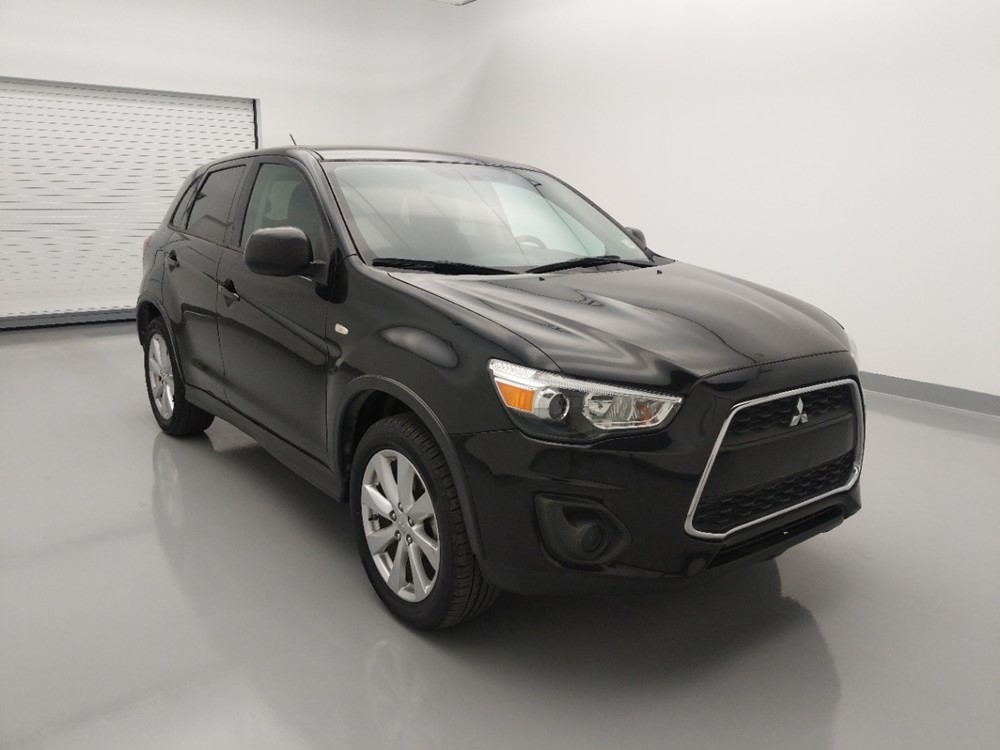 2015 Mitsubishi Outlander - Passenger Front Bumper