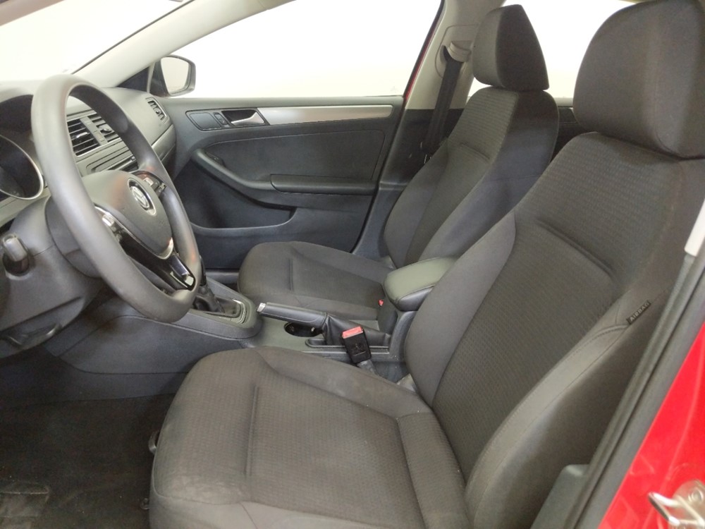 2015 Volkswagen Jetta - Driver Front Seat