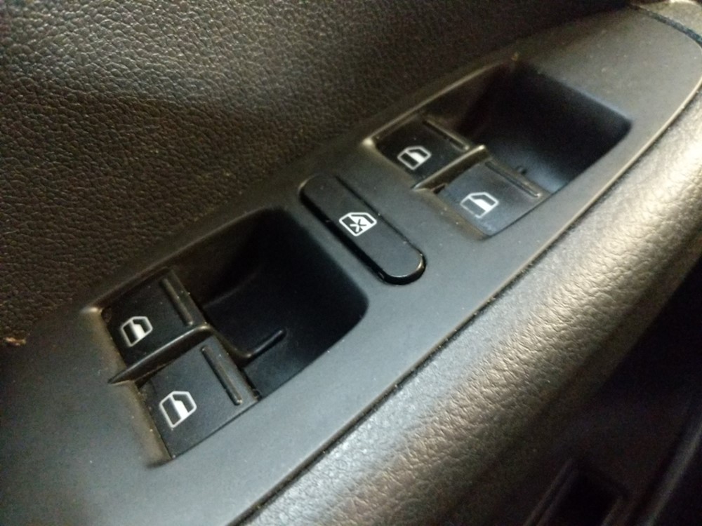 2015 Volkswagen Jetta - Driver Power Windows/Lock Control