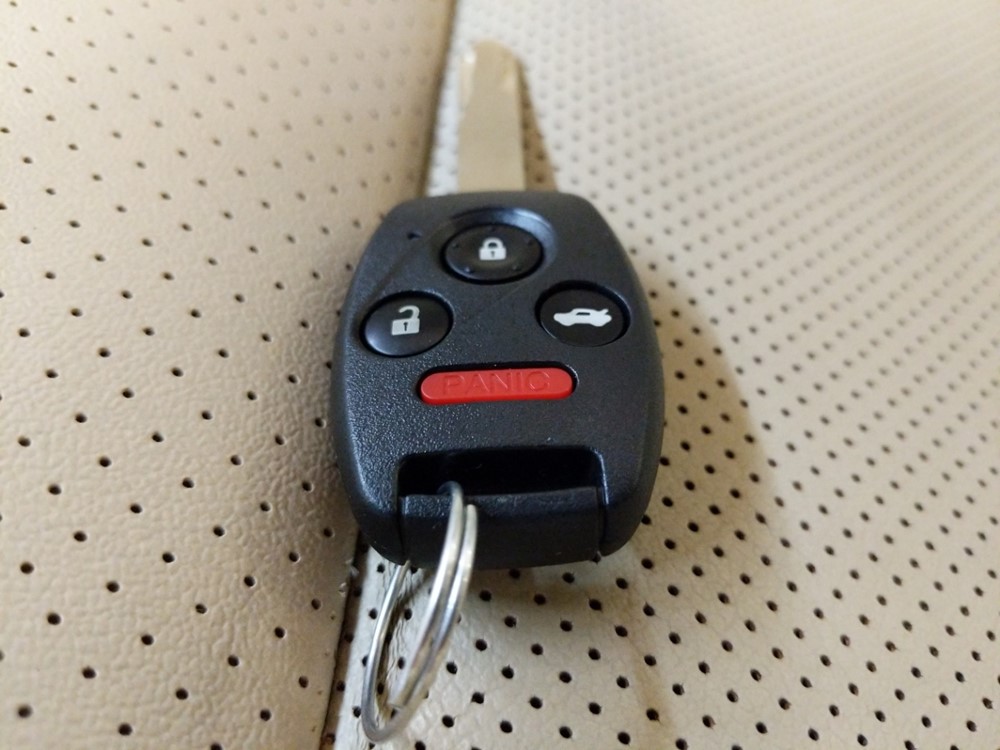 2011 Acura TSX - Keys