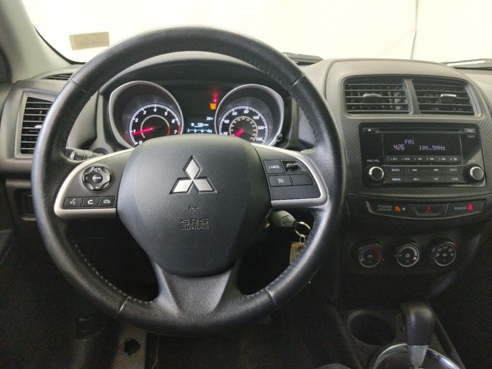 2015 Mitsubishi Outlander - Driver Dash