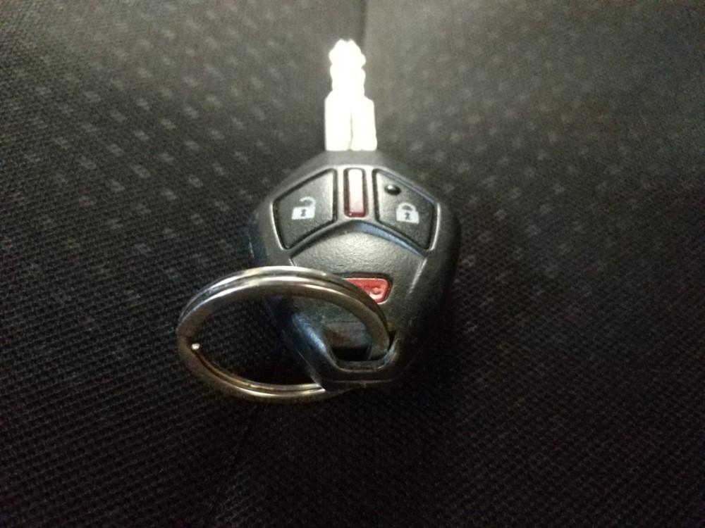 2015 Mitsubishi Outlander - Keys