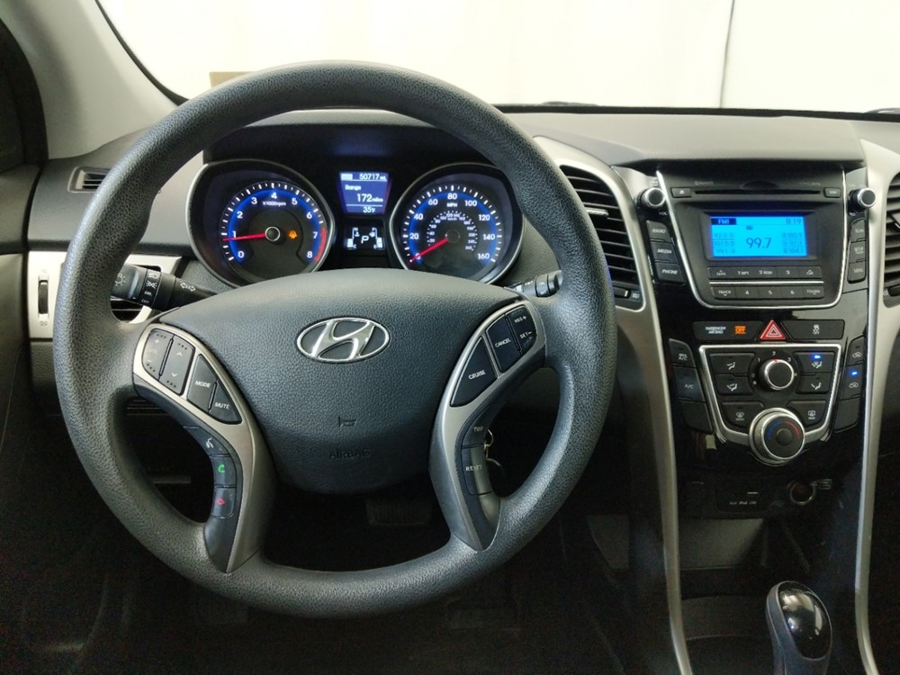 2017 Hyundai Elantra - Driver Dash