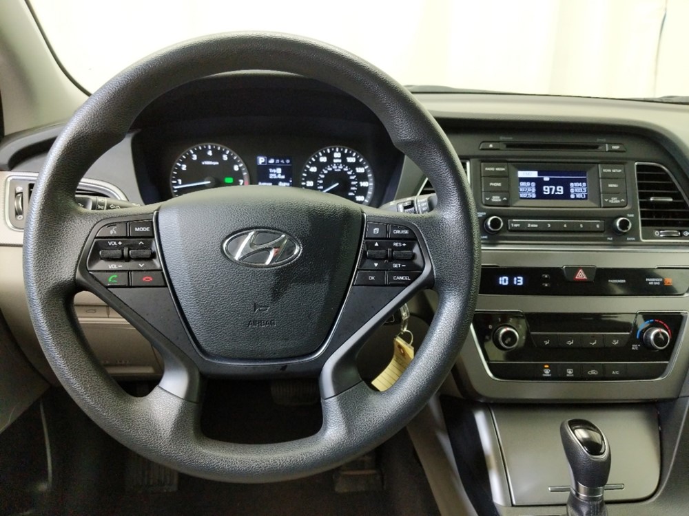 2017 Hyundai Sonata - Driver Dash