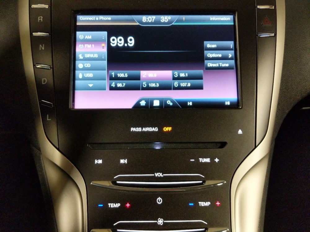 2016 Lincoln MKZ - Stereo Package