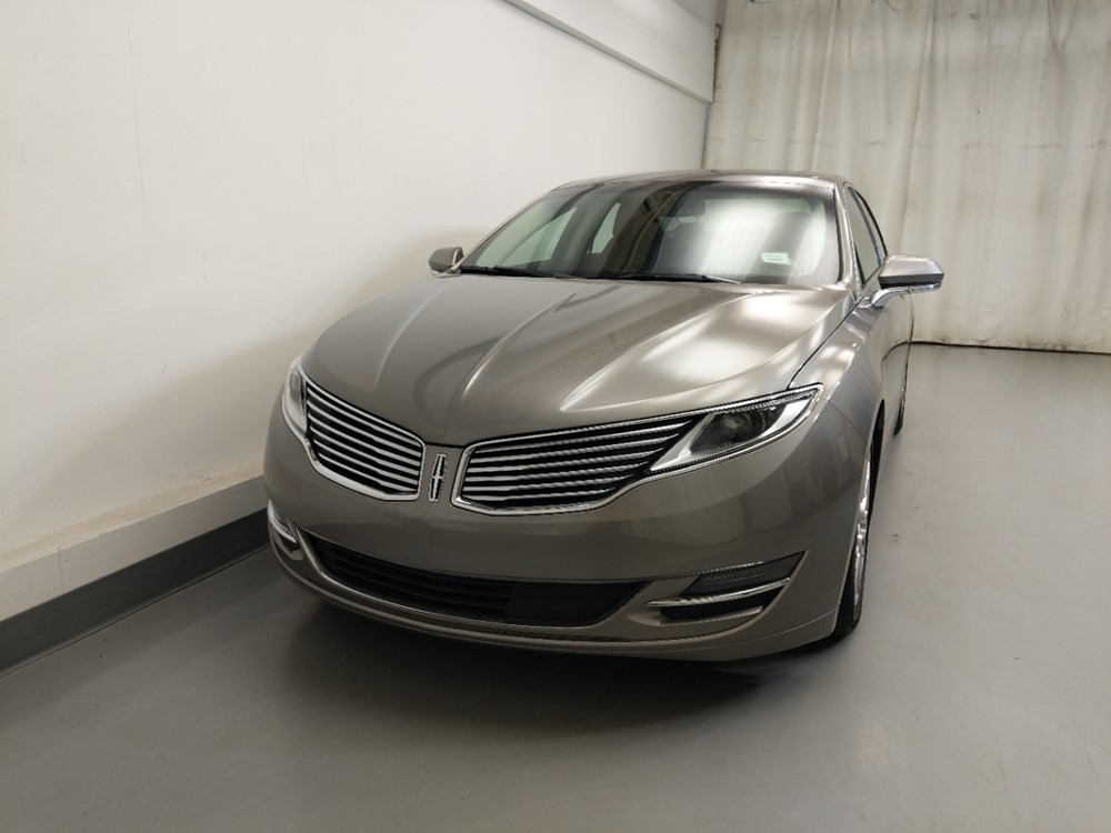 2016 Lincoln MKZ - Driver Front Hood