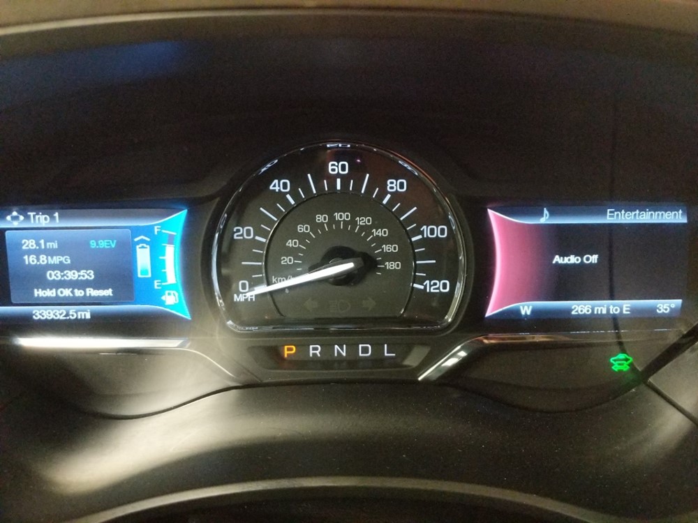 2016 Lincoln MKZ - Odometer Close Up