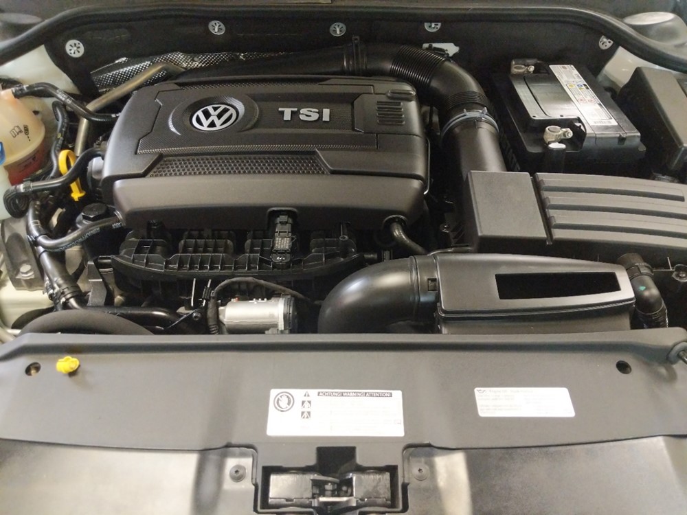 2015 Volkswagen Jetta - Engine