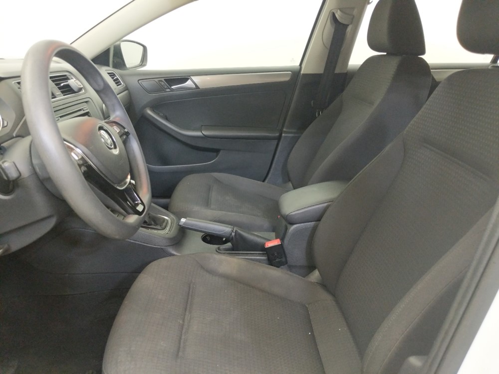 2015 Volkswagen Jetta - Driver Front Seat
