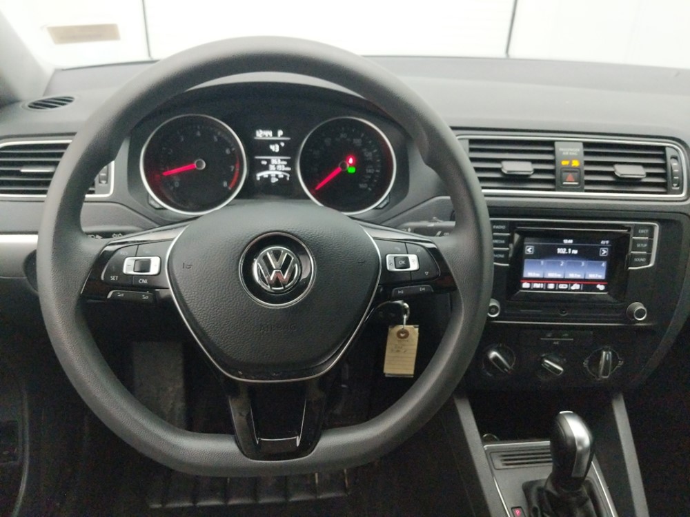 2017 Volkswagen Jetta - Driver Dash