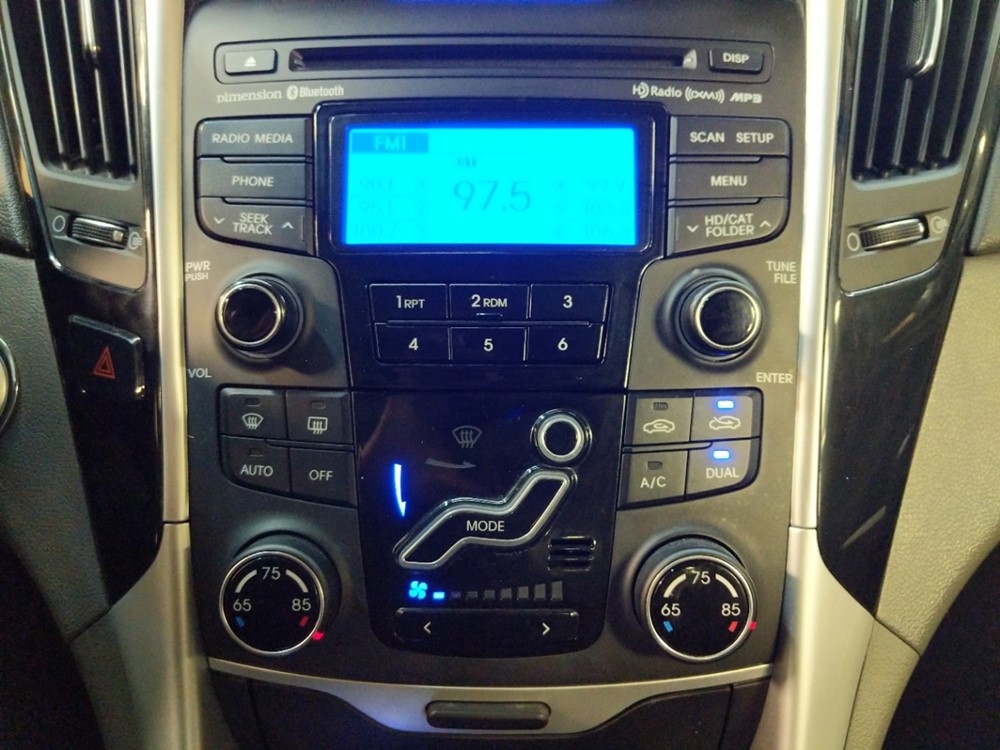 2013 Hyundai Sonata - Stereo Package