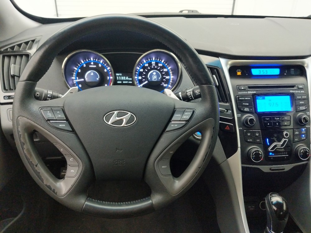 2013 Hyundai Sonata - Driver Dash