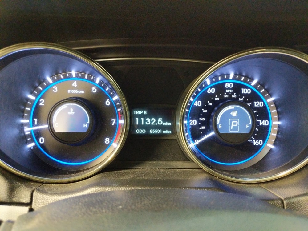 2013 Hyundai Sonata - Odometer Close Up