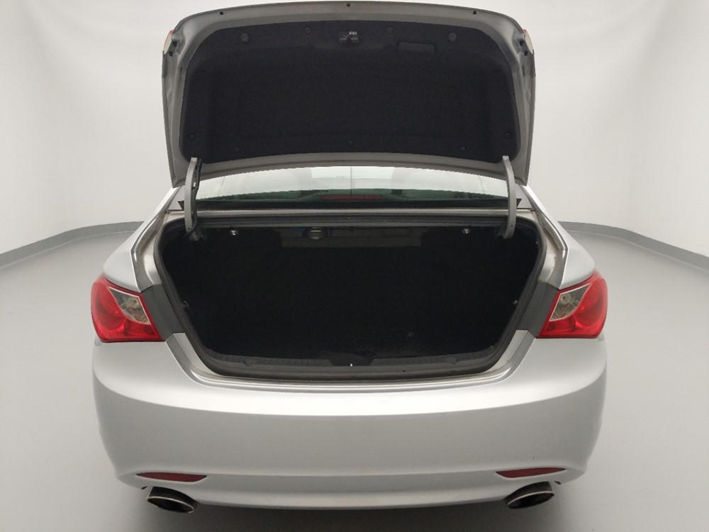 2013 Hyundai Sonata - Trunk