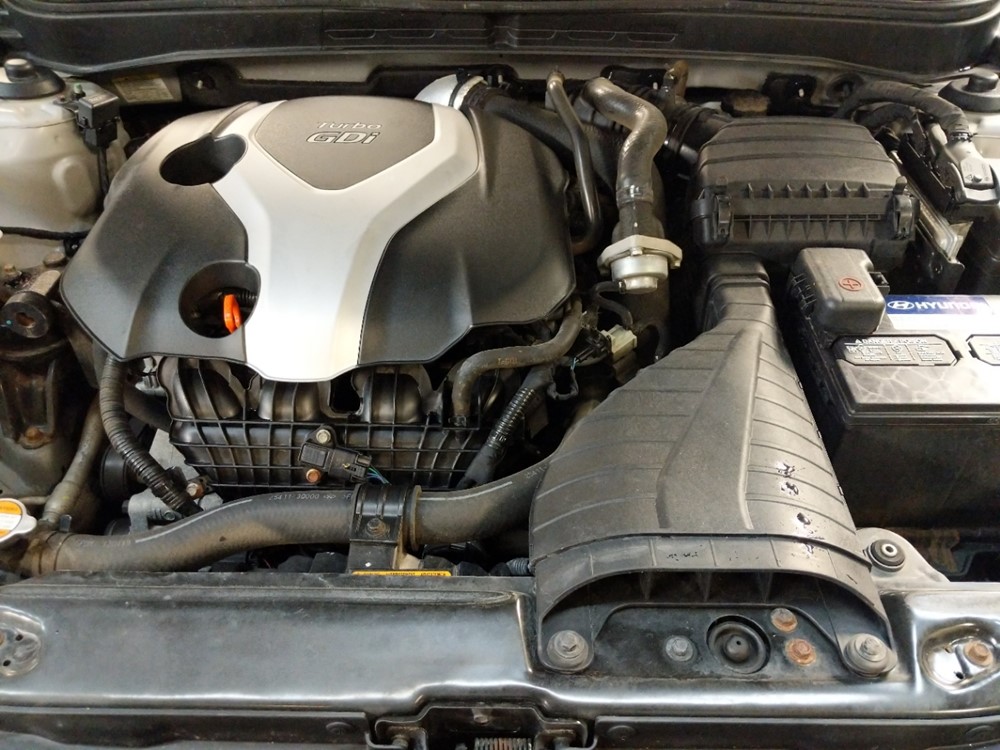 2013 Hyundai Sonata - Engine