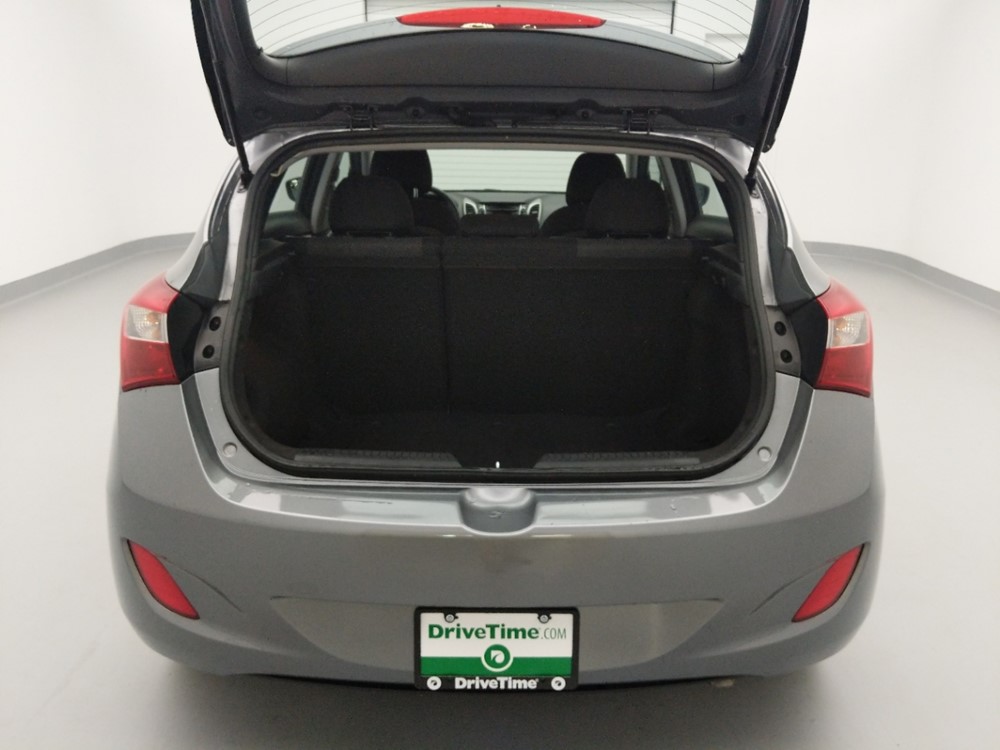 2017 Hyundai Elantra - Trunk