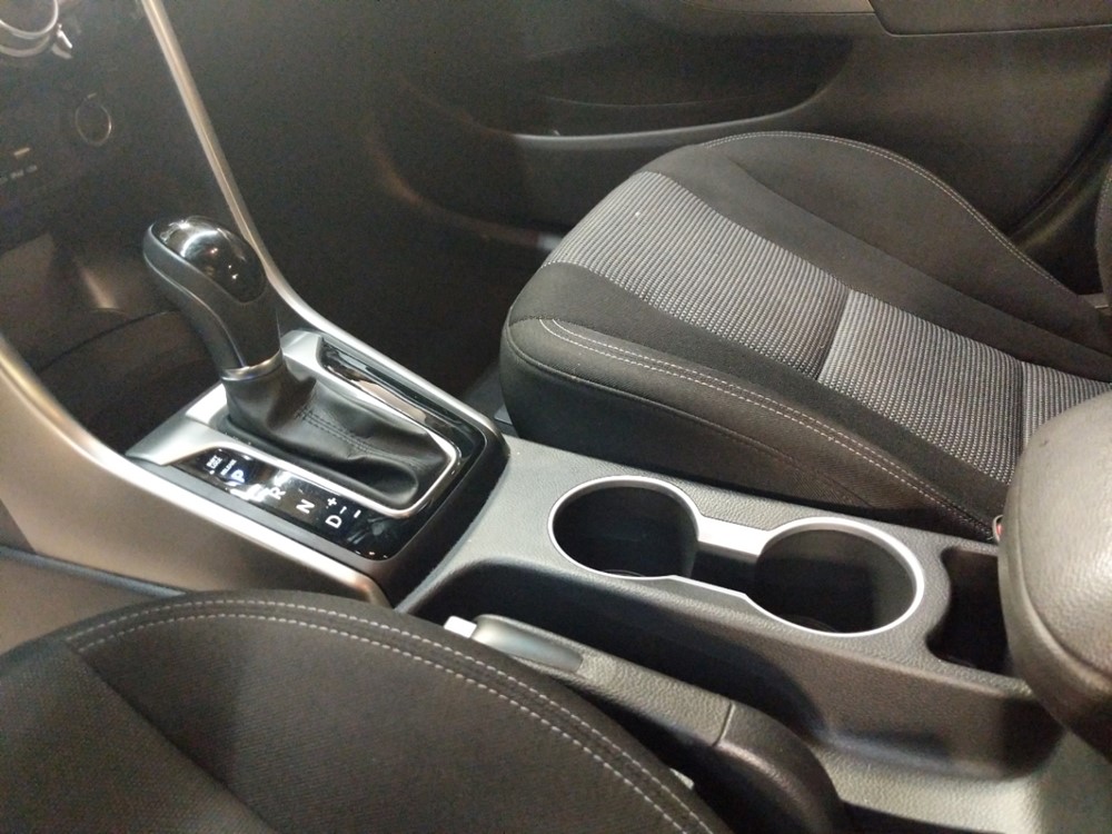 2017 Hyundai Elantra - Center Console/Cup Holders