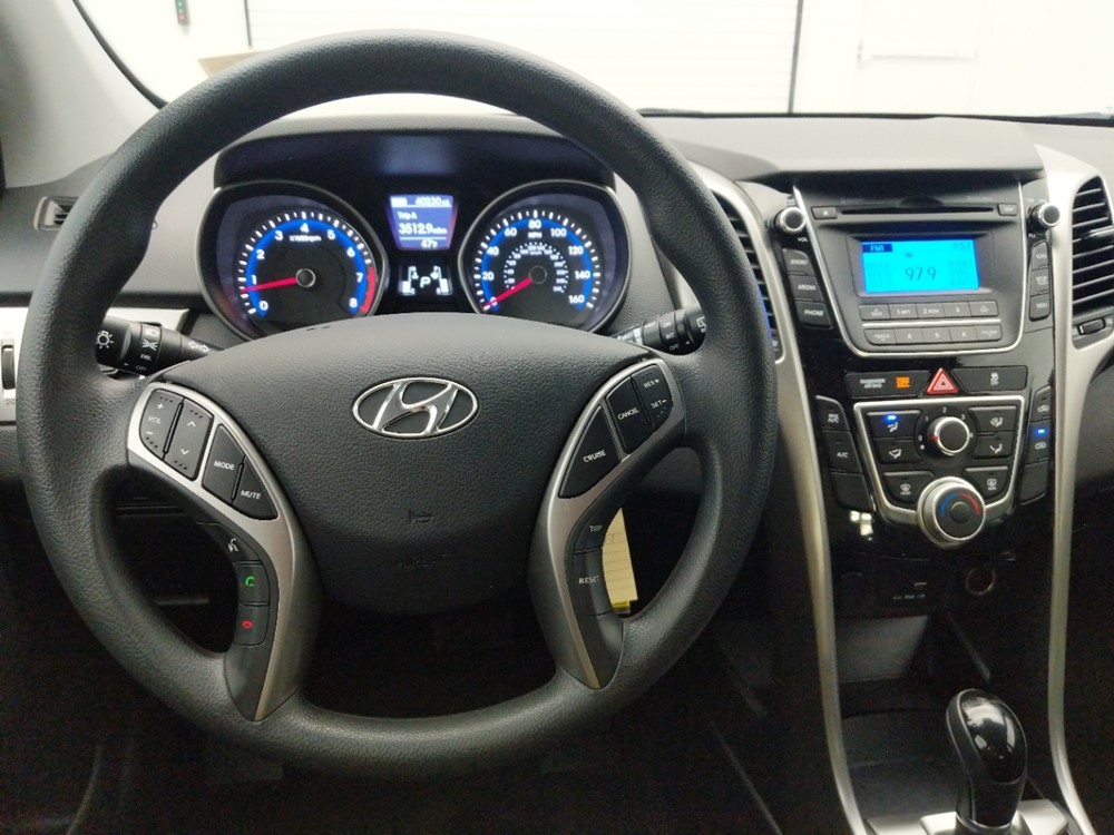 2017 Hyundai Elantra - Driver Dash