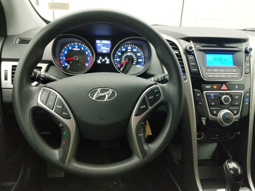 2017 Hyundai Elantra - Driver Dash