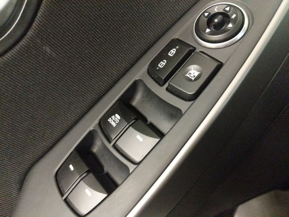 2017 Hyundai Elantra - Driver Power Windows/Lock Control