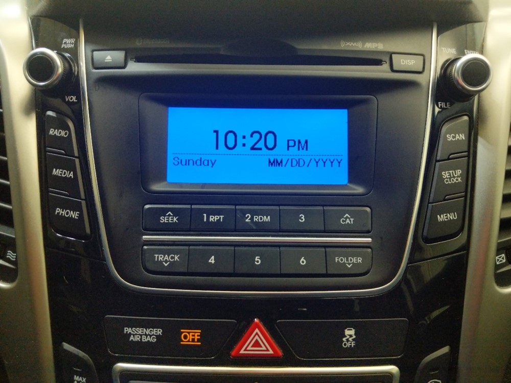 2017 Hyundai Elantra - Stereo Package
