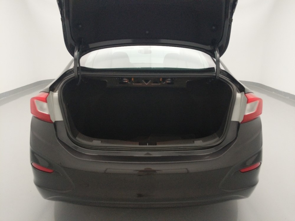 2016 Chevrolet Cruze - Trunk