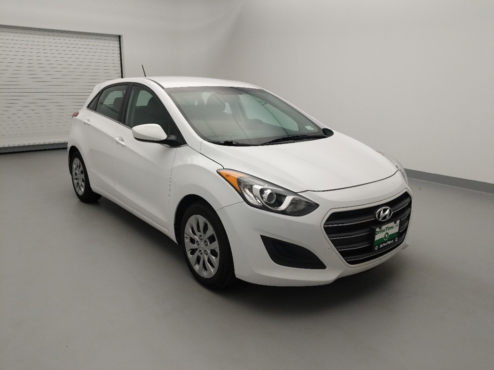 2017 Hyundai Elantra - Passenger Front Bumper