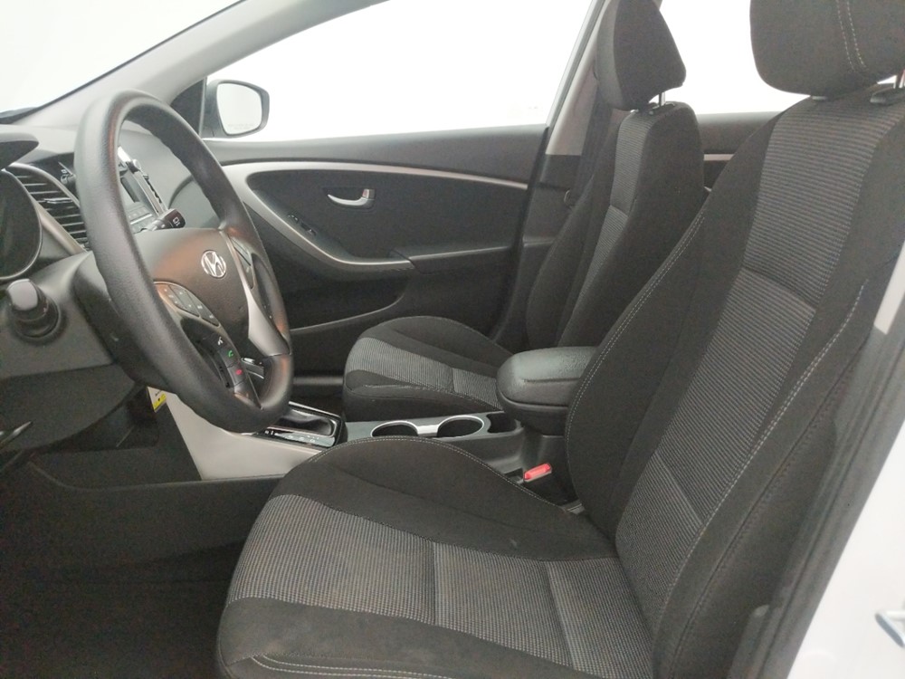 2017 Hyundai Elantra - Driver Front Seat