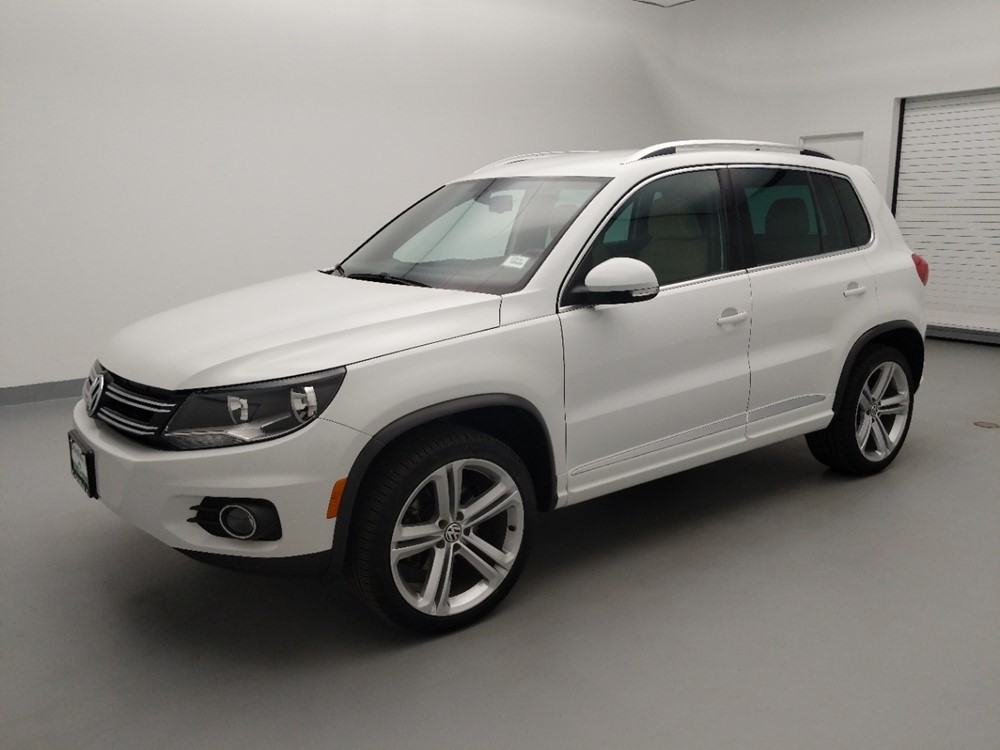 2016 Volkswagen Tiguan - Driver Front Side
