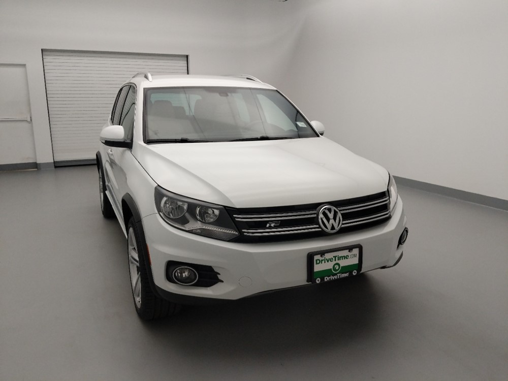 2016 Volkswagen Tiguan - Passenger Front Hood