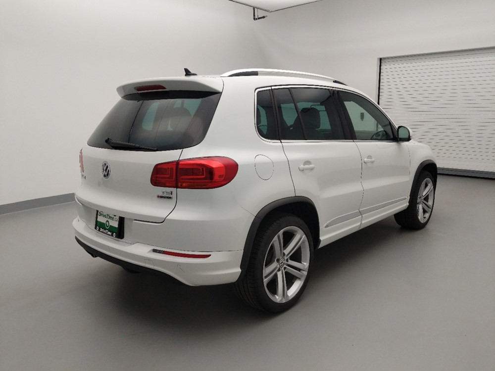 2016 Volkswagen Tiguan - Passenger Rear Bumper