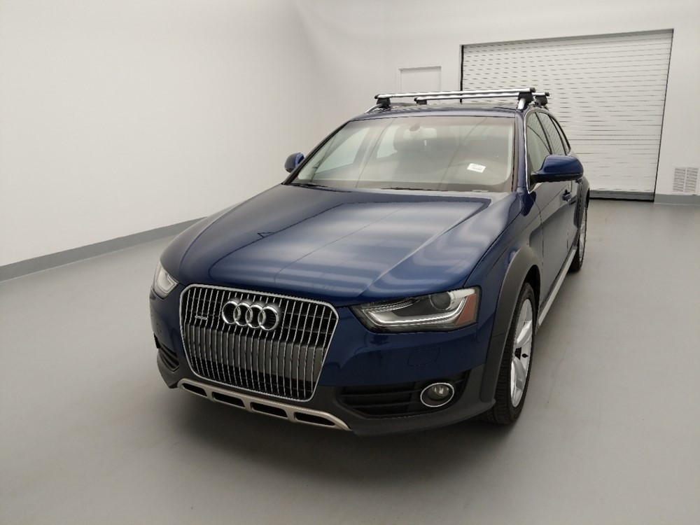2013 Audi allroad - Driver Front Hood