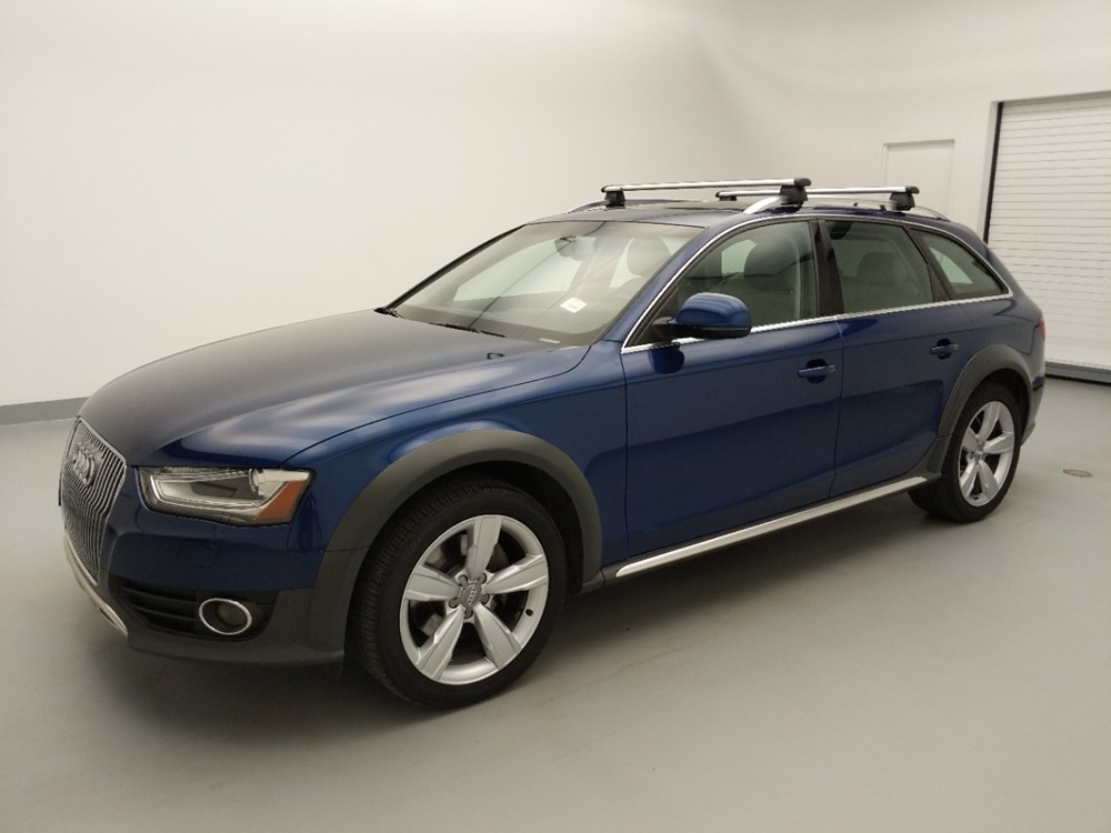 2013 Audi allroad - Driver Front Side