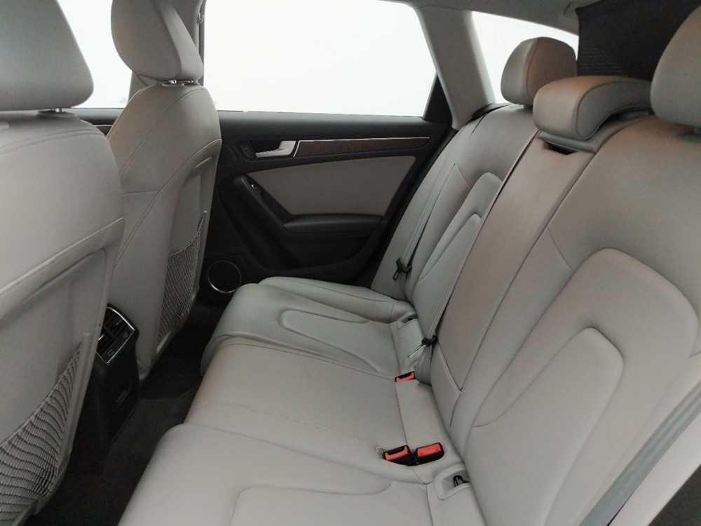 2013 Audi allroad - Driver Rear Seat
