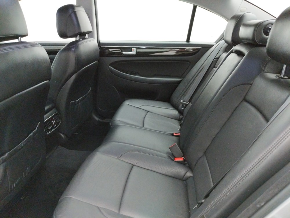 2013 Hyundai Genesis - Driver Rear Seat