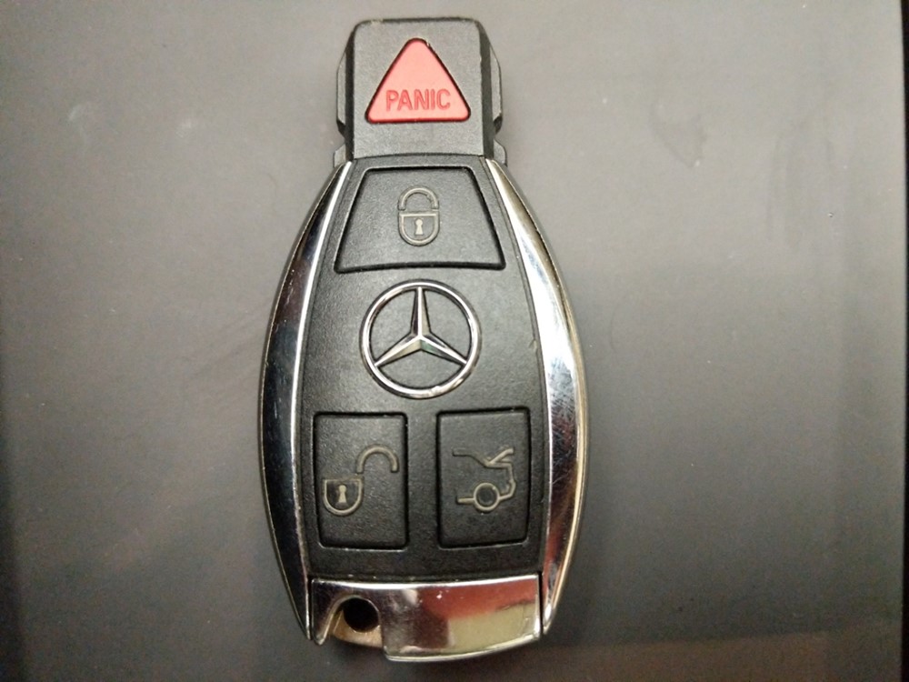 2015 Mercedes-Benz GLA250 - Keys