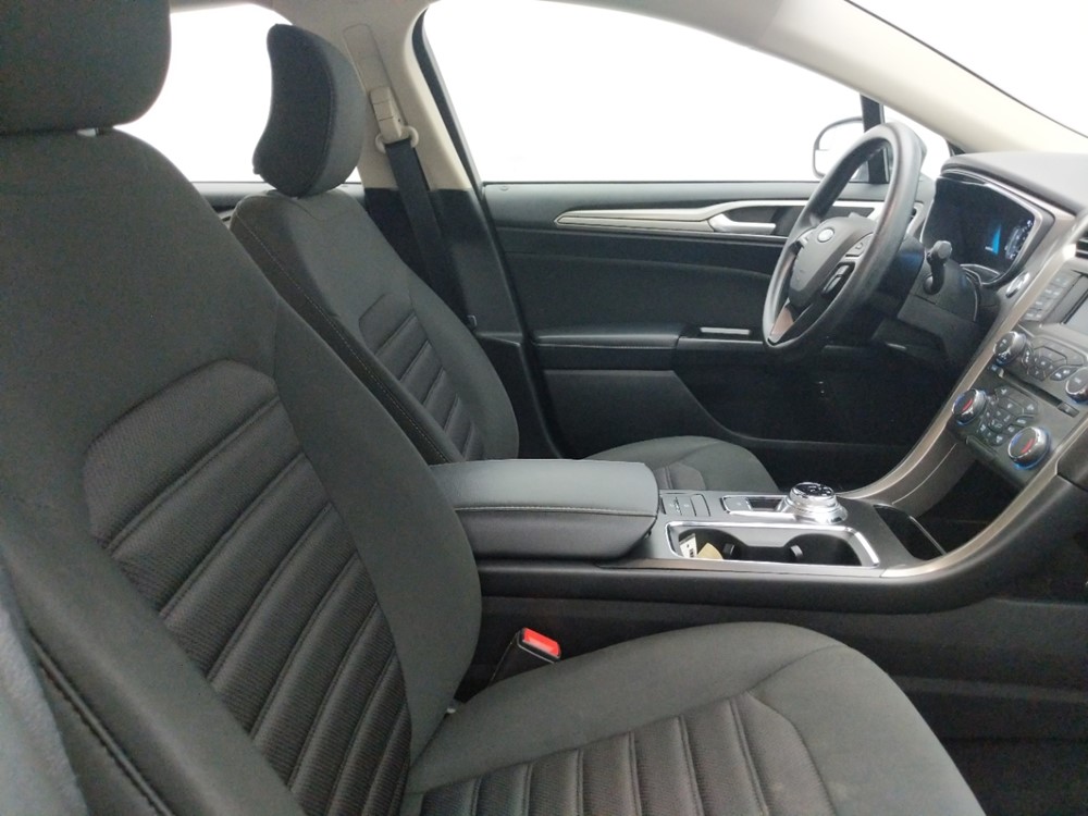 2017 Ford Fusion - Passenger Front Seat
